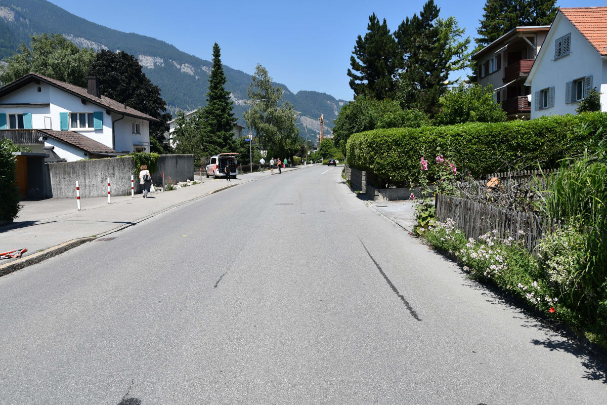 Unfall in Chur GR – Kind auf Velo nach Kollision mit Auto verletzt