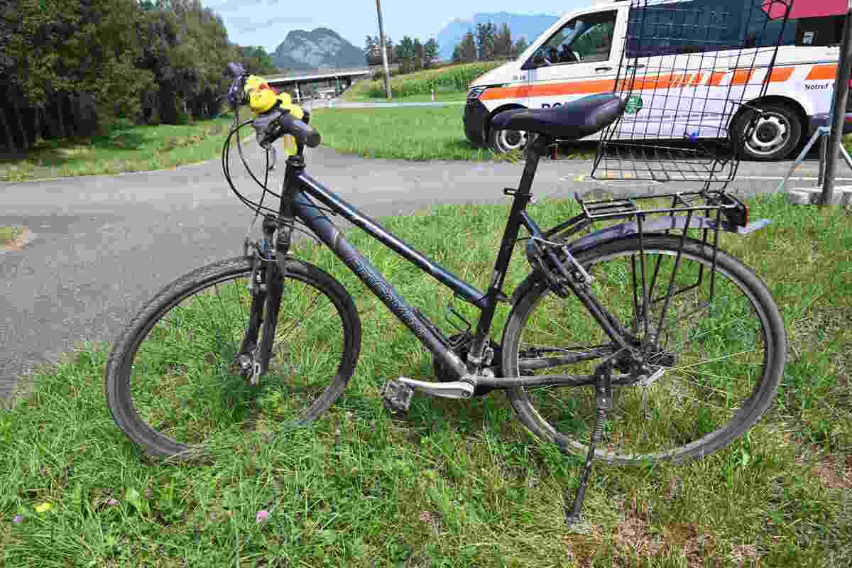 Wangs SG - Velofahrerin bei Sturz schwer verletzt