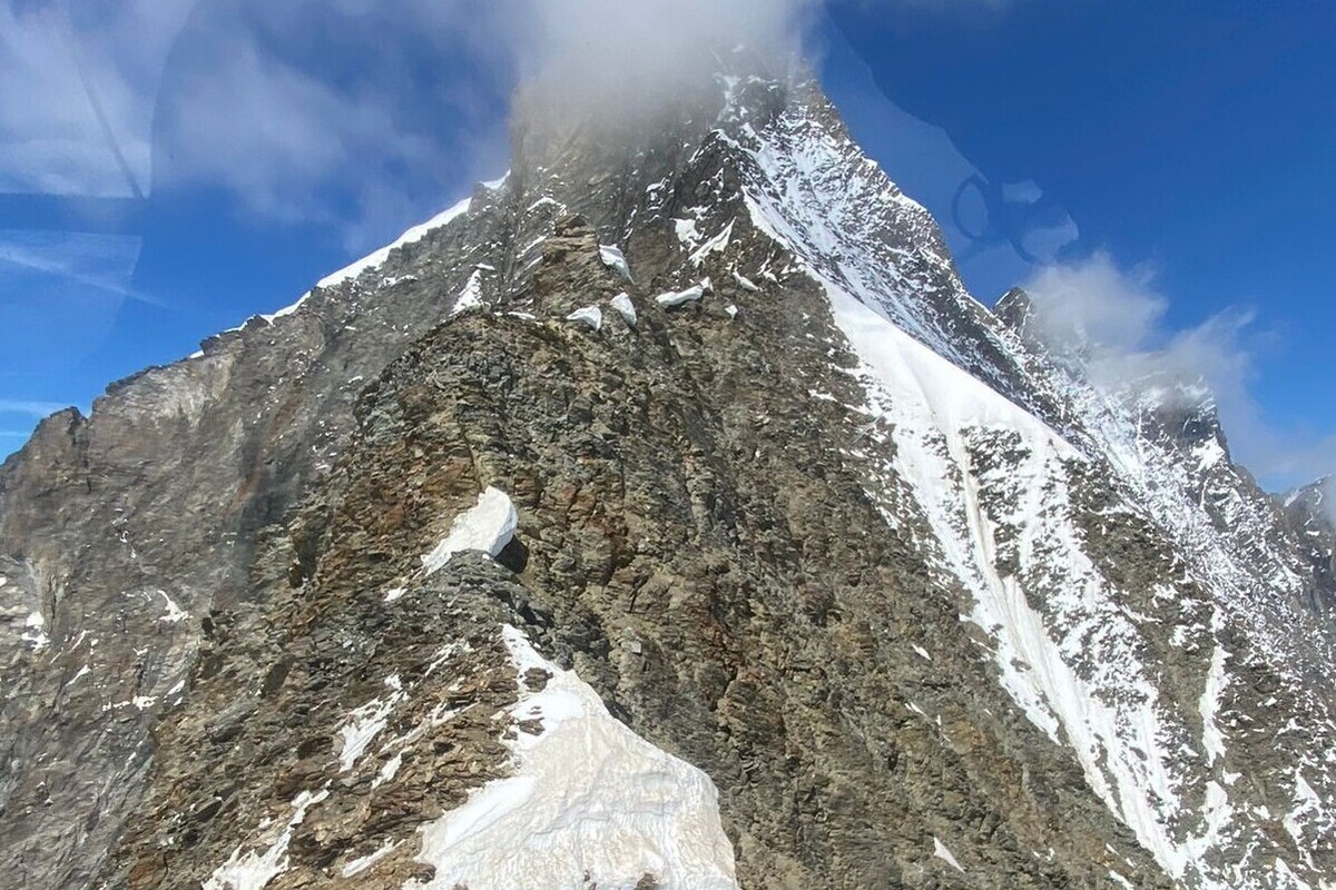 Täsch VS - Berggänger stürzt rund 200 Meter tief in den Tod