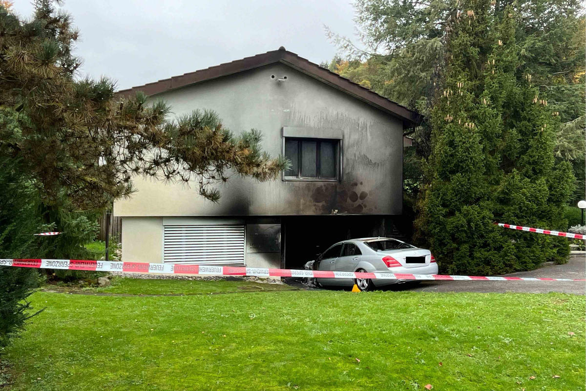 Erlinsbach SO – Fahrzeugbrand beschädigt Haus