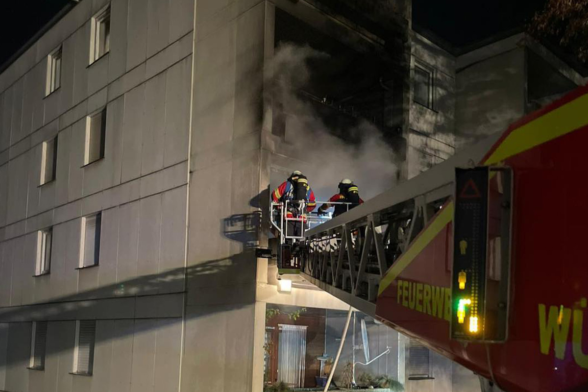 Würzburg – 88-jährige stirbt bei Balkonbrand durch Feuerwerk