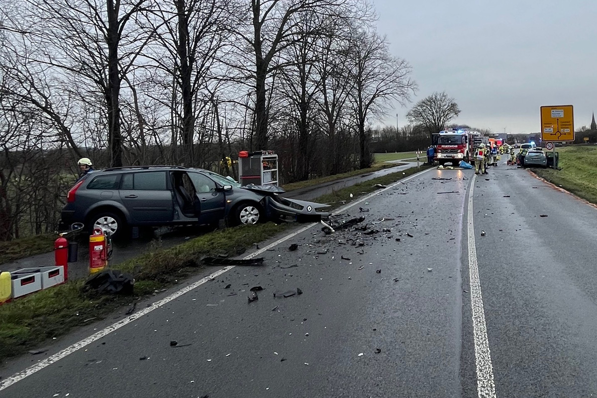 Olfen – Zwei Schwerverletzte nach frontalem Unfall