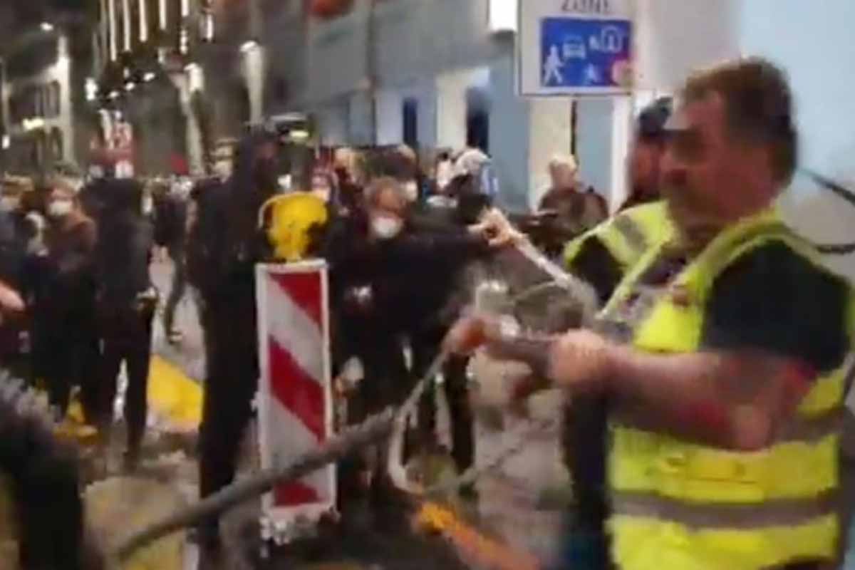 Bern - Angriff auf Security-Team bei Kundgebung gegen die Corona-Massnahmen