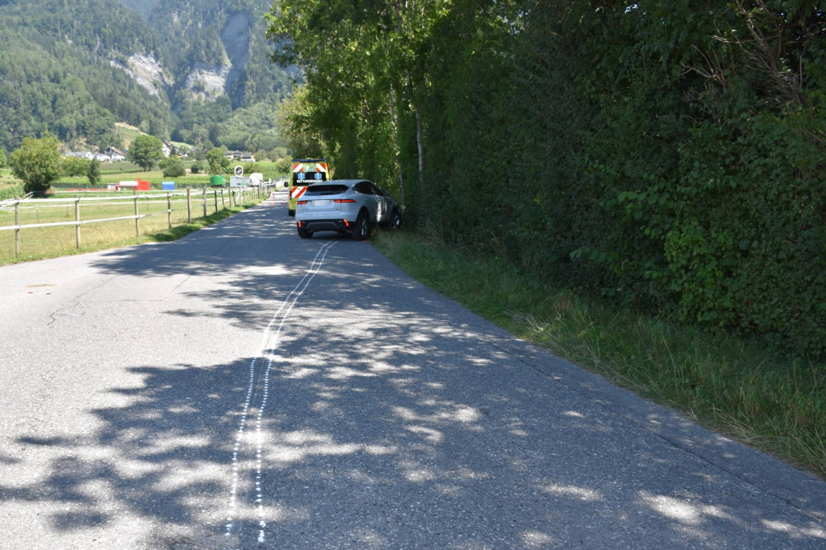 Jenins GR – Automobilistin nach Streifkollision verletzt