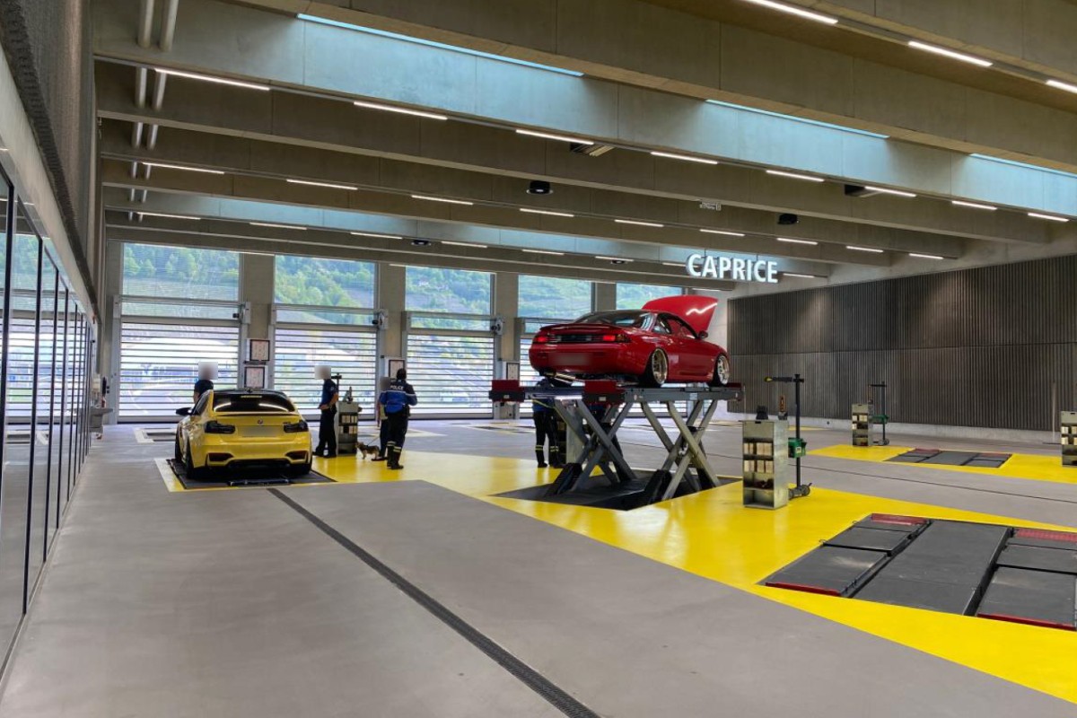 Mittelwallis -17 von 18 kontrollierten Fahrzeugen wiesen Mängel auf