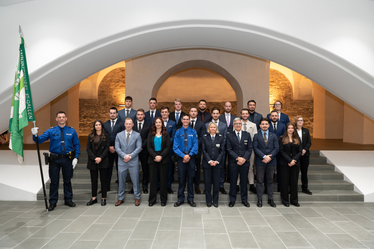 St.Gallen – Neuer Jahrgang der Polizeischule feierlich gestartet