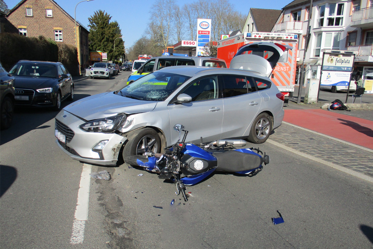 Odenthal – Motorradfahrer bei Vorfahrtsverstoß schwer verletzt