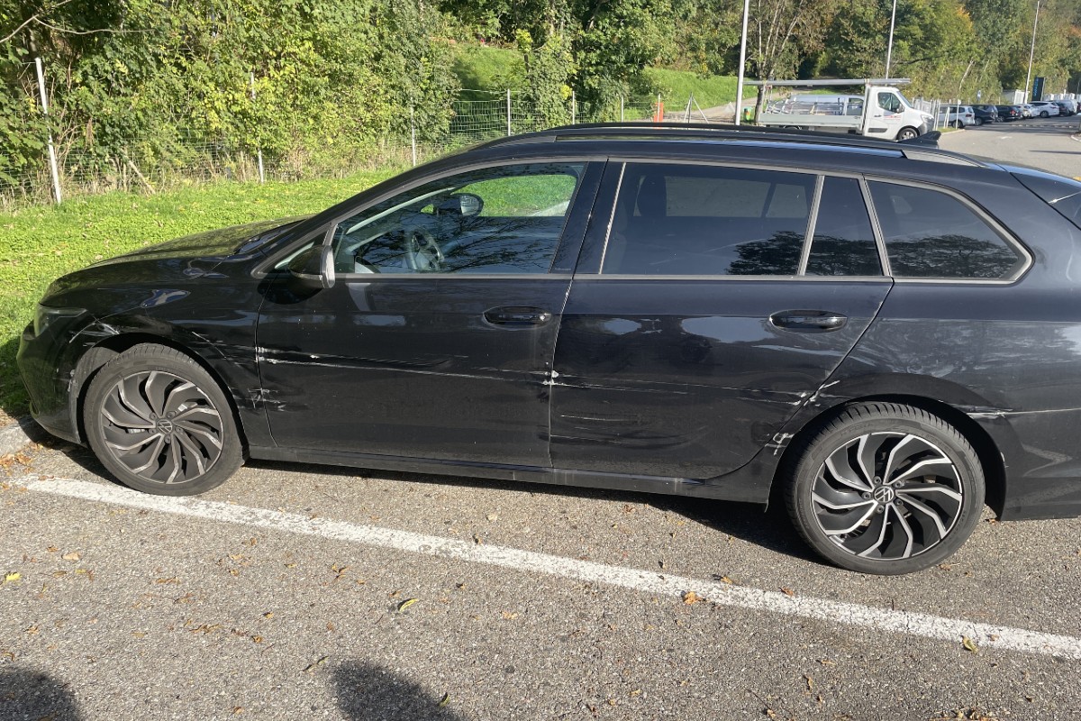 Spreitenbach AG - Selbstunfall nach Spurwechsel auf der A1