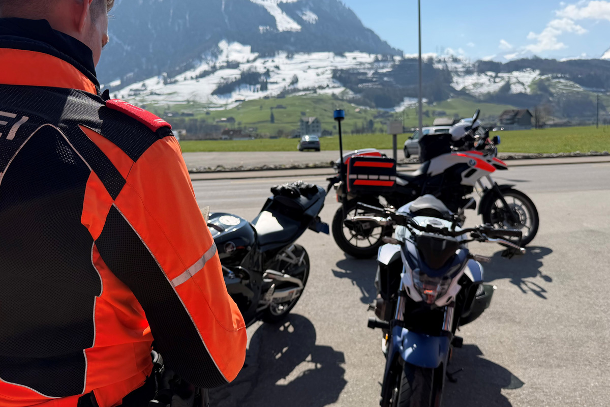 Innerschwyz – Motorrad-Kontrollen zum Saisonstart