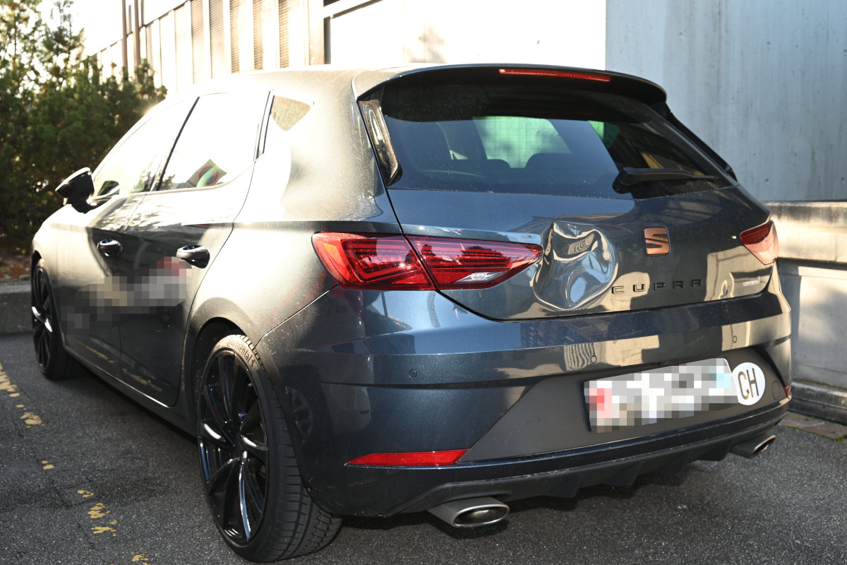 Rapperswil-Jona SG – Lieferwagen nach Kollision einfach davongefahren