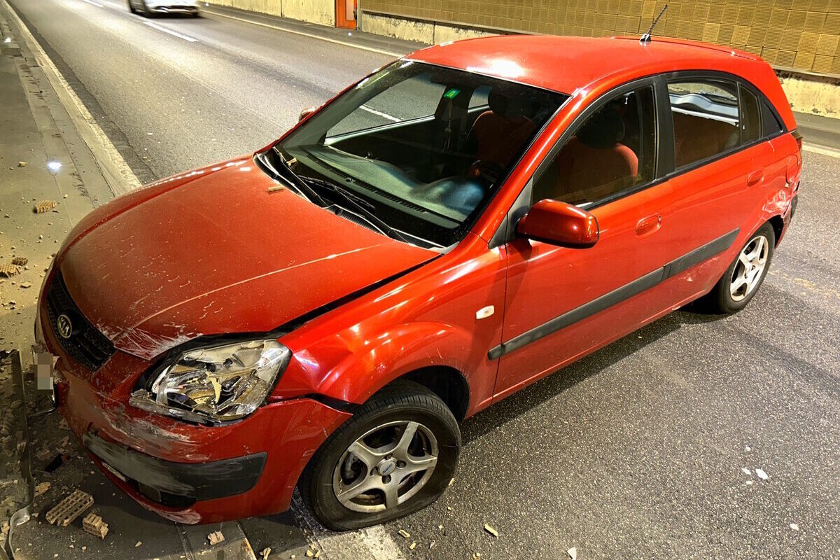 St.Gallen - Unfall im Rosenbergtunnel