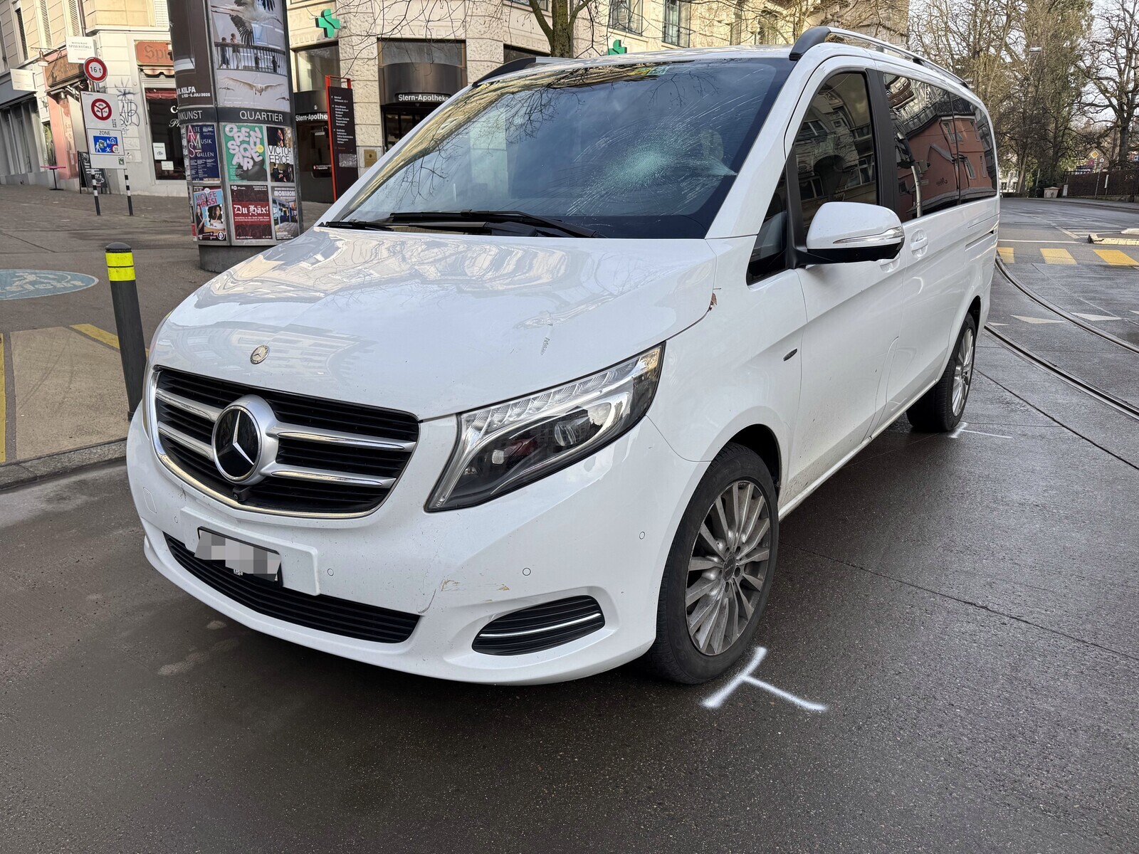 St.Gallen - Fahrunfähig Unfall gebaut