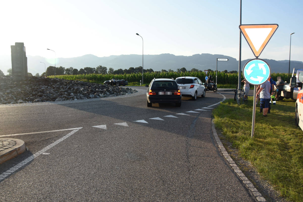 Kriessern SG – Unfall zwischen Auto und Velo