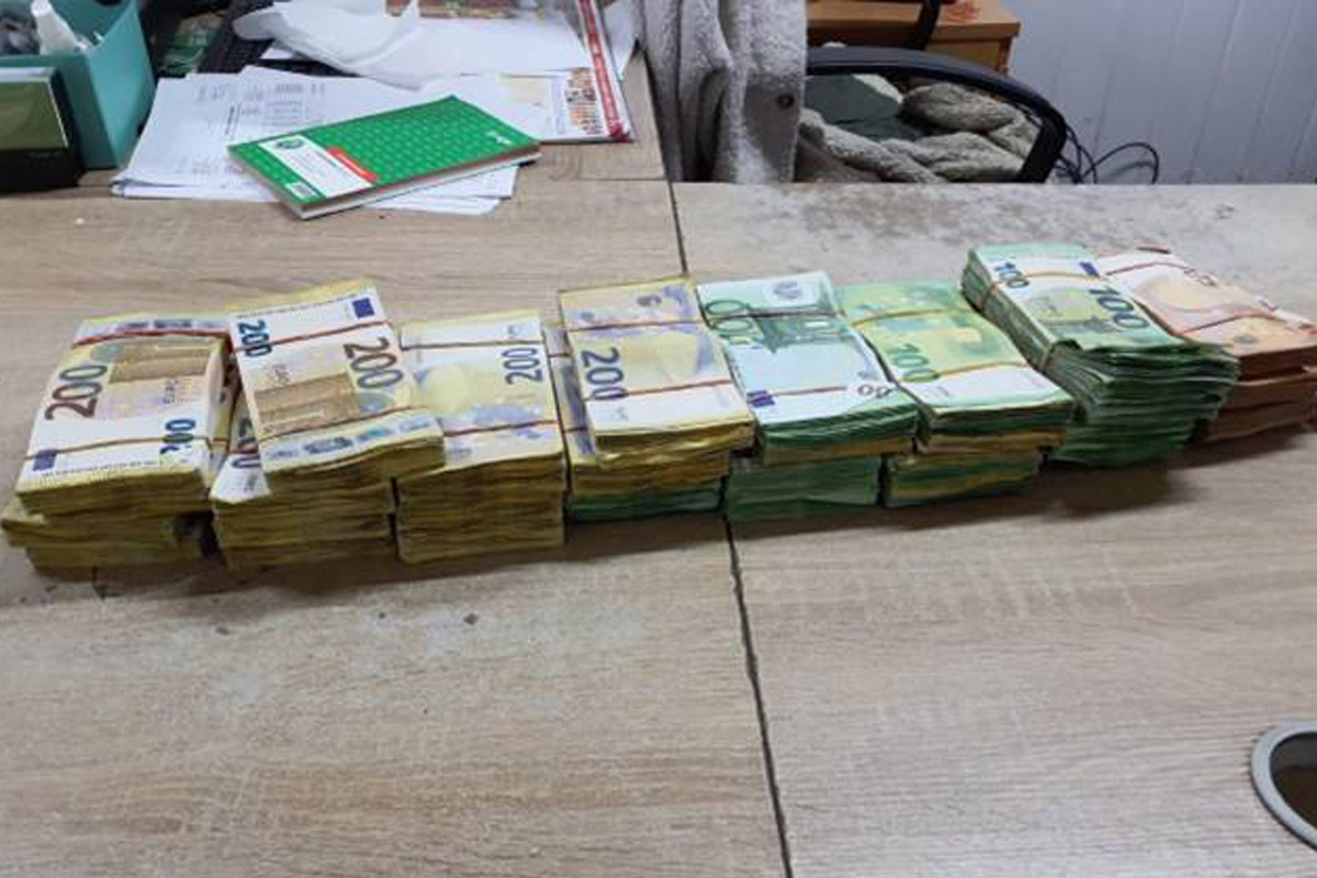 Berlin – 840.000 Euro Schaden durch Hehlerei mit Pfandkisten