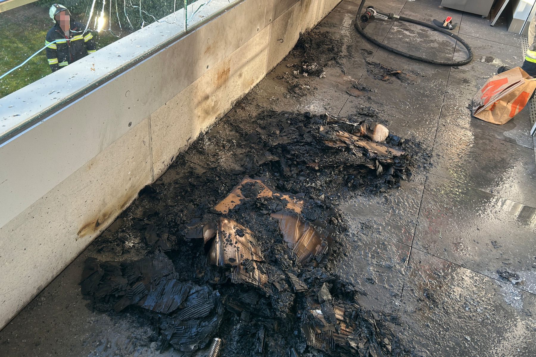 Bürglen TG – Balkonbrand in Mehrfamilienhaus 