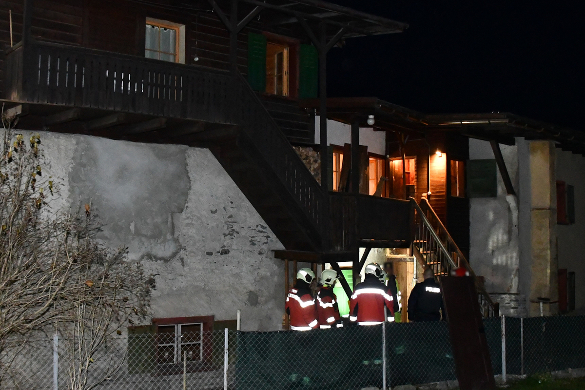 Cazis GR – Holzboden in Brand geraten