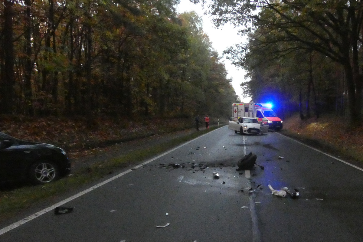 Winsen/Aller NI – Kollision von zwei Pkw im Gegenverkehr