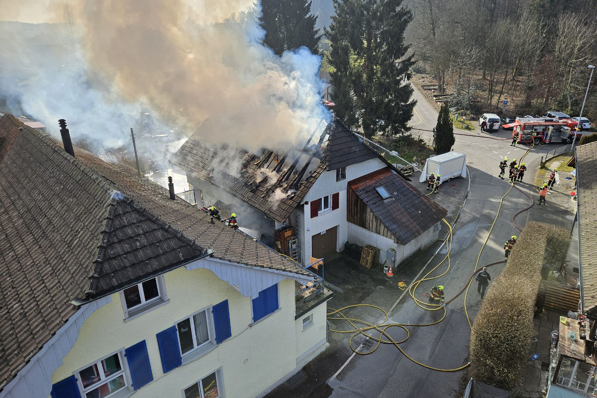 Wynau BE – Brand in Mehrfamilienhaus fordert verletzte Person