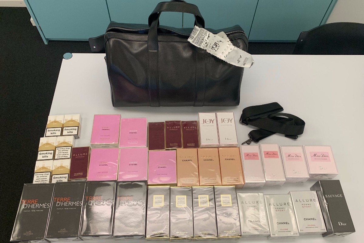 Zürich Flughafen - Drei mutmassliche Ladendiebe verhaftet