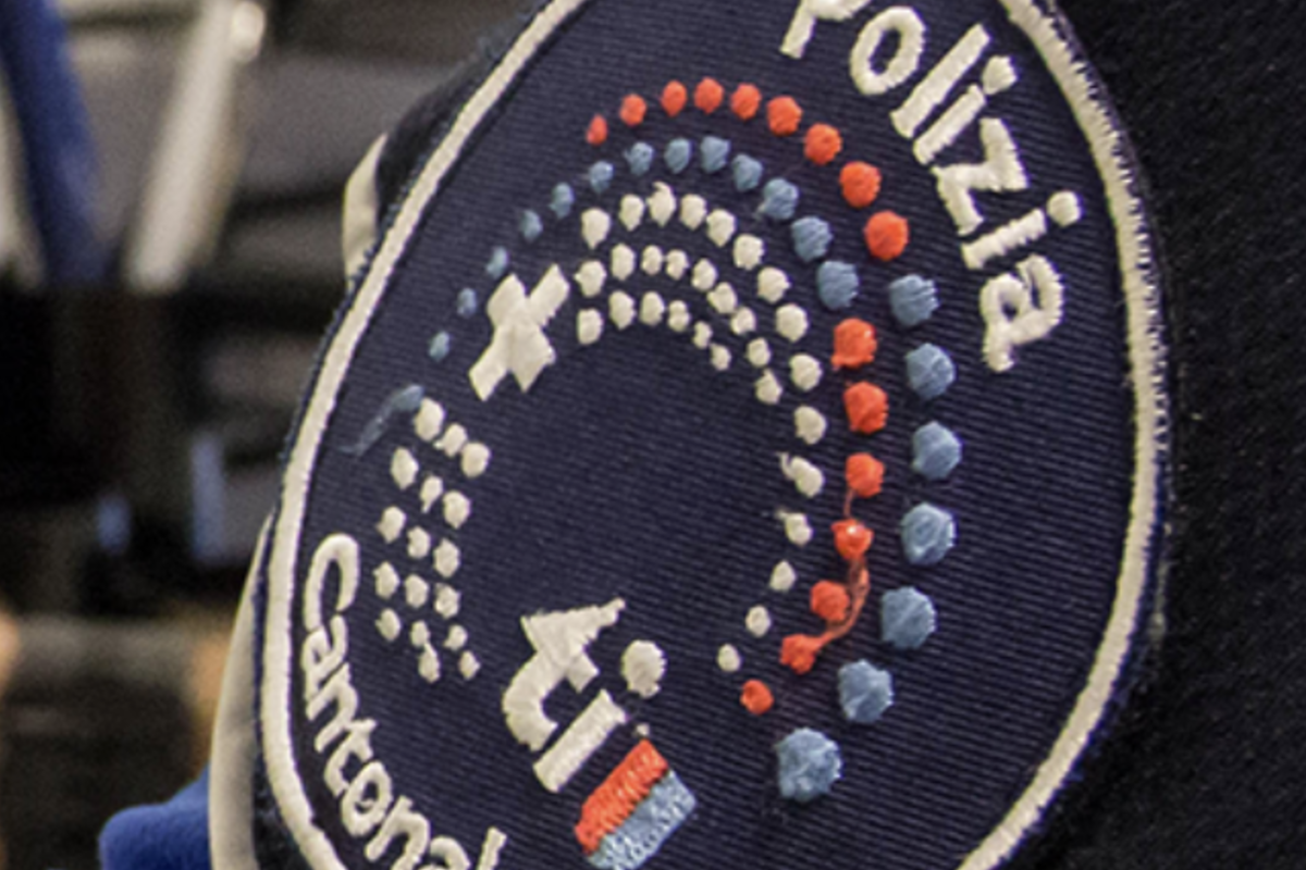 Agno TI – Motorradlenker nach Unfall mit Lieferwagen schwer verletzt