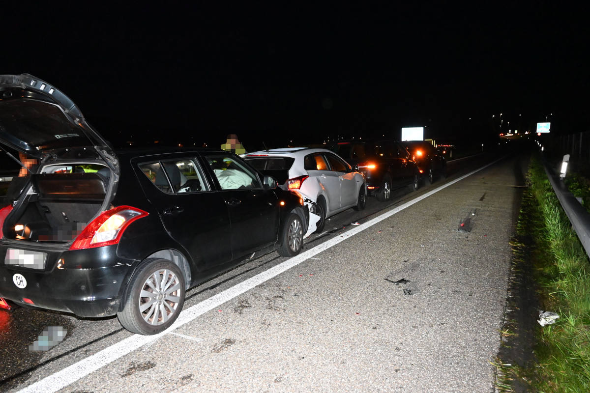 A13 Widnau SG – Auffahrkollision mit vier Autos