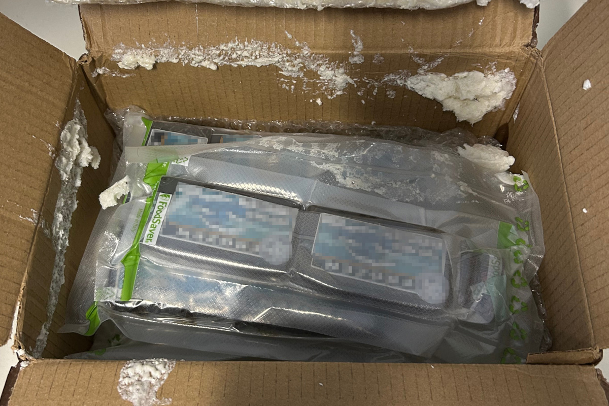 Konstanz – Zoll stellt Haschisch an Packstation sicher