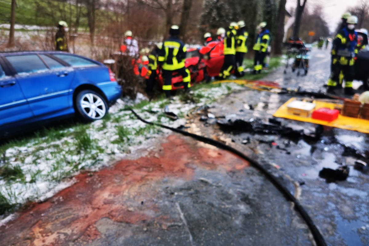 Detmold - 3 Fahrzeuge an Unfall beteiligt
