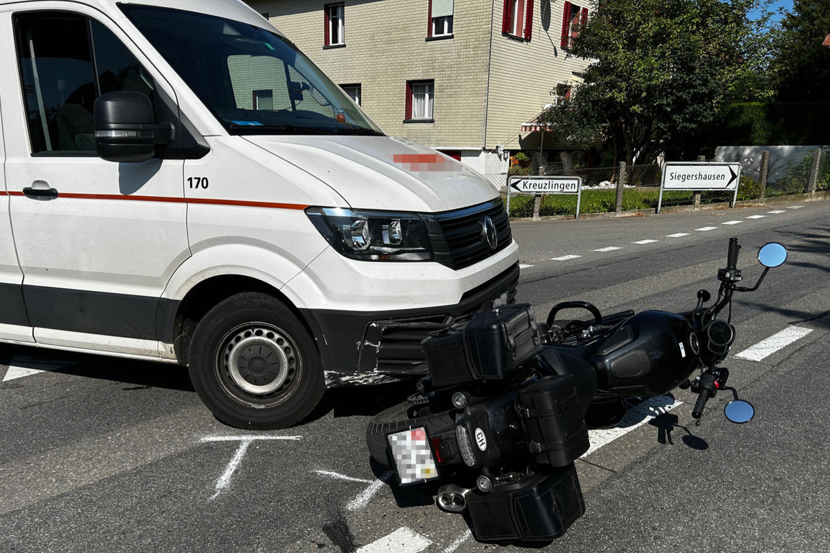 Unfall in Hugelshofen TG - Lieferwagenfahrer übersieht Motorradfahrerin 