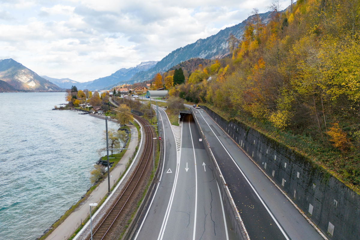Sperrungen wegen Tunnelreinigungen im Berner Oberland