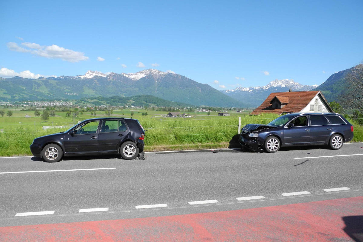 Kanton Schwyz – Mehrere Verkehrsunfälle mit fünf verletzten Personen