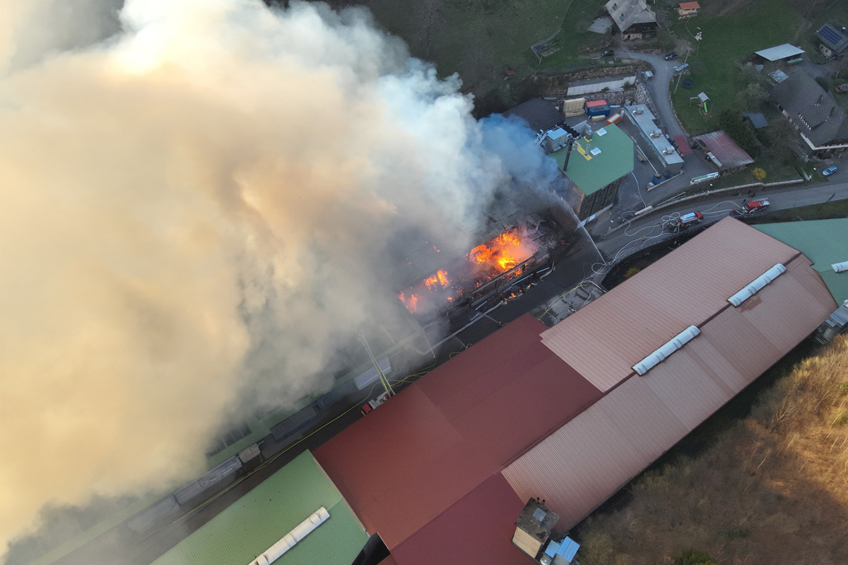 Oberharmersbach – Millionenschaden nach Brand in Holzunternehmen