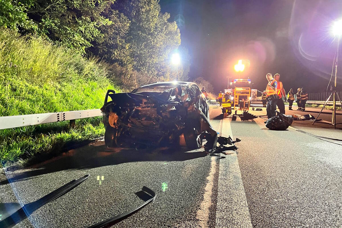 Züberwangen SG - Autofahrer nach Unfall auf der A1 lebensbedrohlich verletzt 