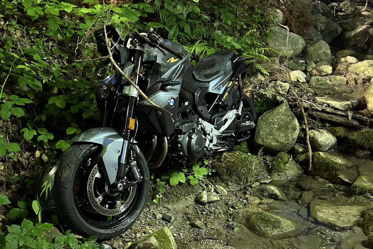 Pfäffikon SZ – Mit Motorrad bei Unfall tödlich verletzt