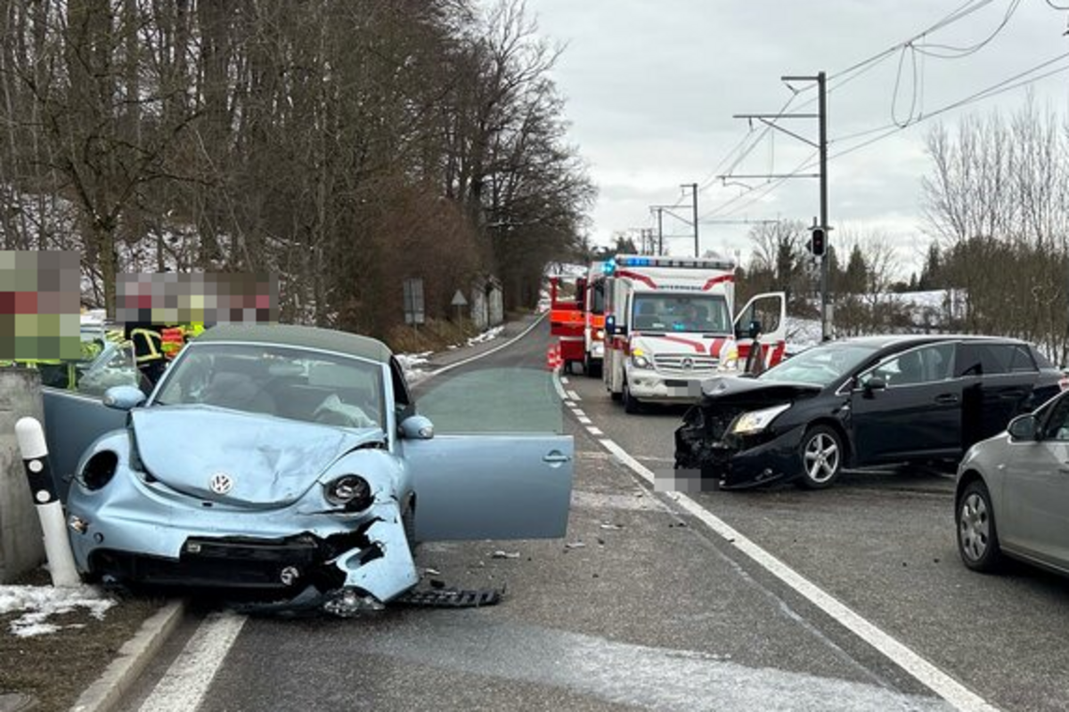 Widen AG - Sperrung der Mutschellenstrasse nach Unfall
