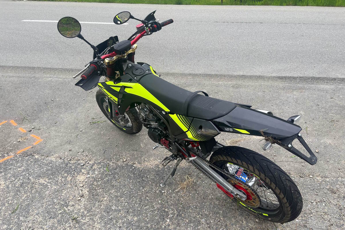 Mühlrüti SG - 17-jähriger Motorradfahrer nach Unfall verletzt 