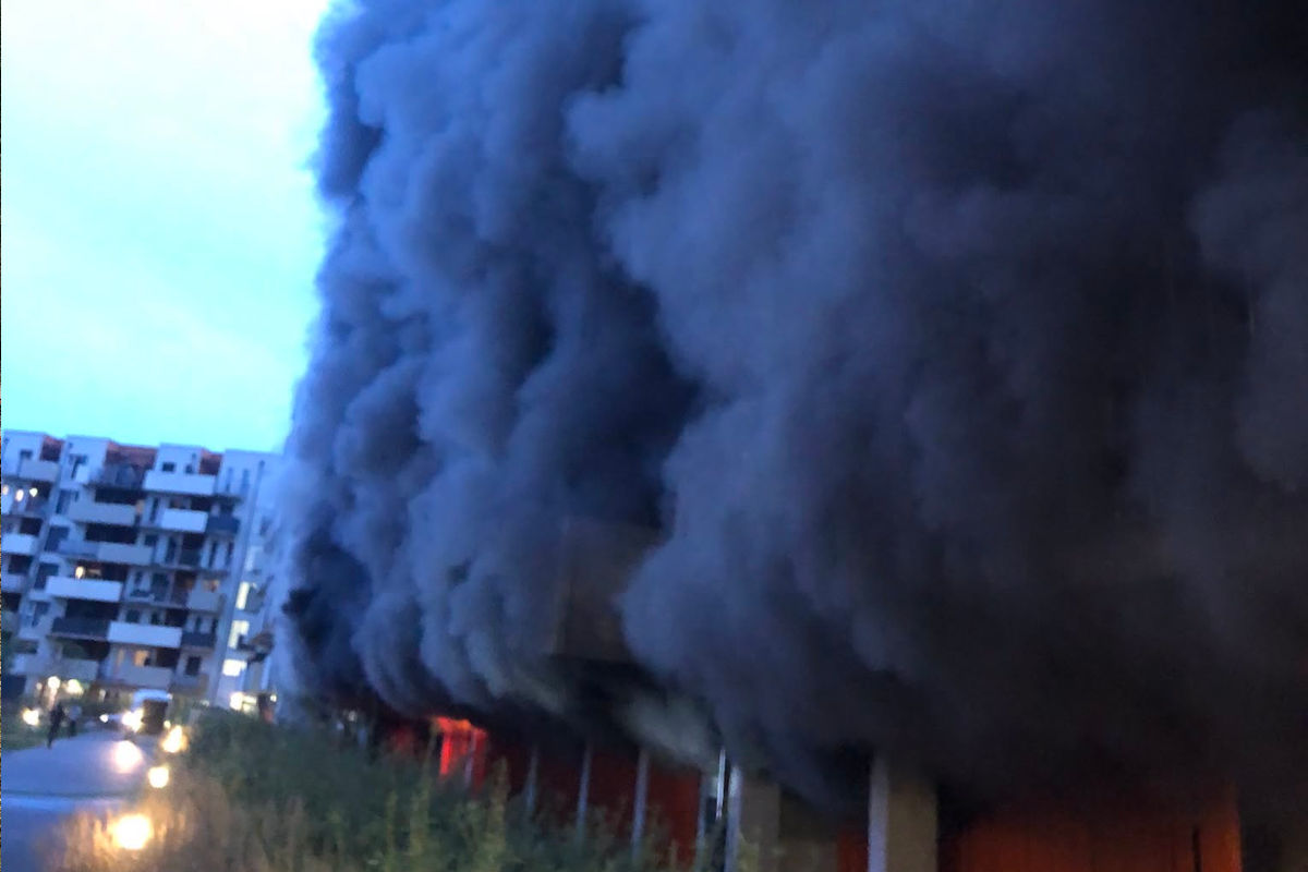 Graz –  Mehrparteienhaus nach Brand evakuiert