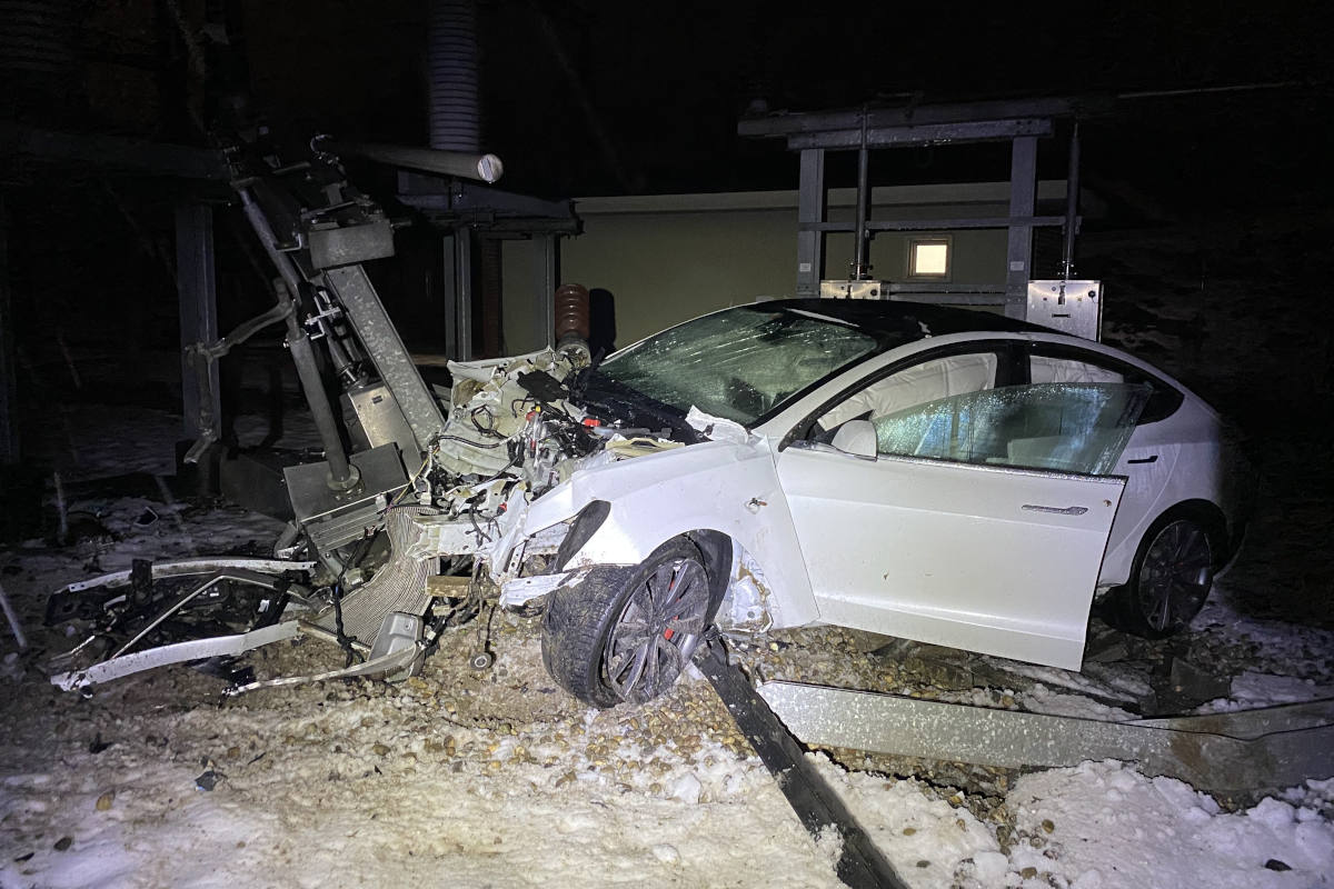 Oftringen AG – Tesla landet in Umspannwerk