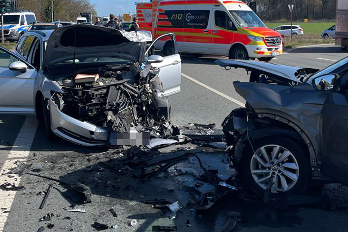 Dülmen – Zwei Verletzte nach frontaler Kollision