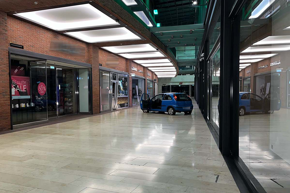 Duisburg – Einbruch in Juweliergeschäft mit Auto