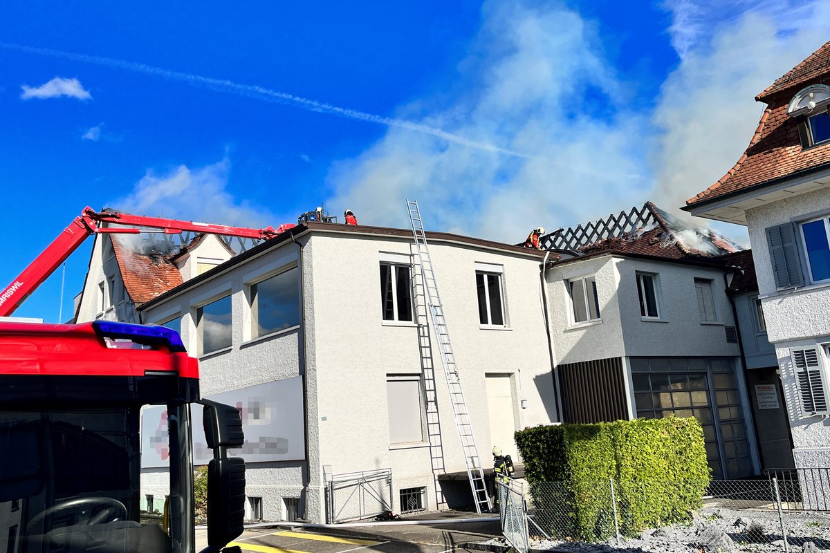 Amriswil TG - Sperrung der Hauptstrasse aufgrund eines Brandes 