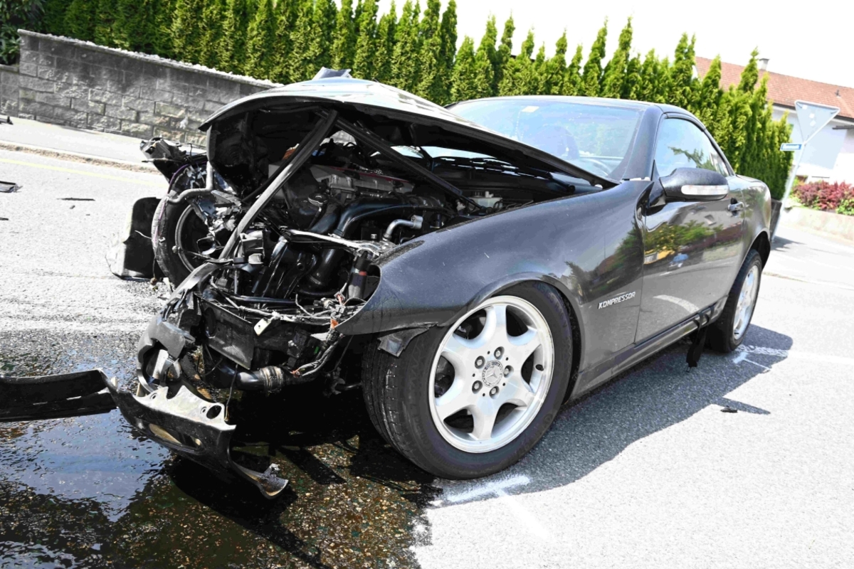 Frau verliert in Buchs SG Kontrolle über ihr Fahrzeug 