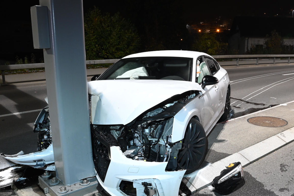 Inwil LU – Vier Verletzte bei Selbstunfall