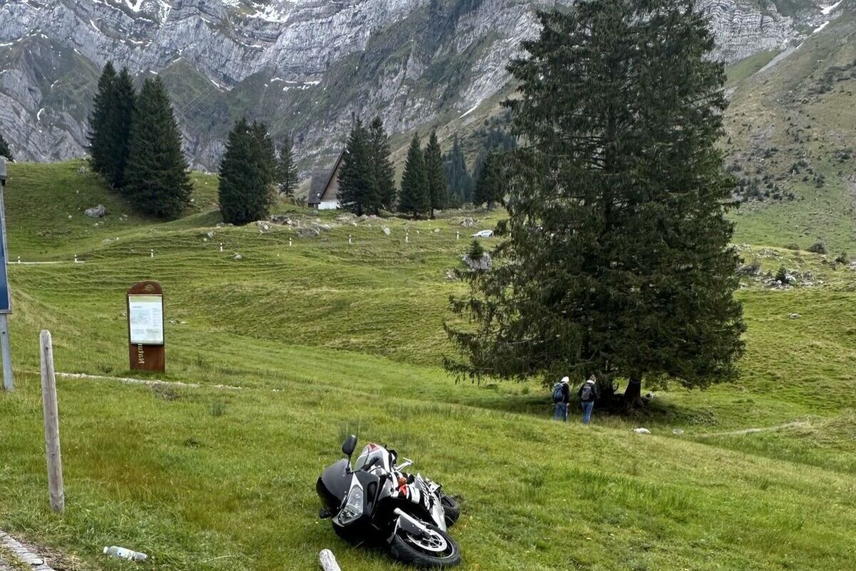 Schwägalp AR - Kontrolle übers Motorrad verloren