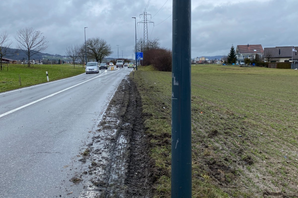 Wohlen AG – Ausgewichen und verunfallt – Zeugen gesucht