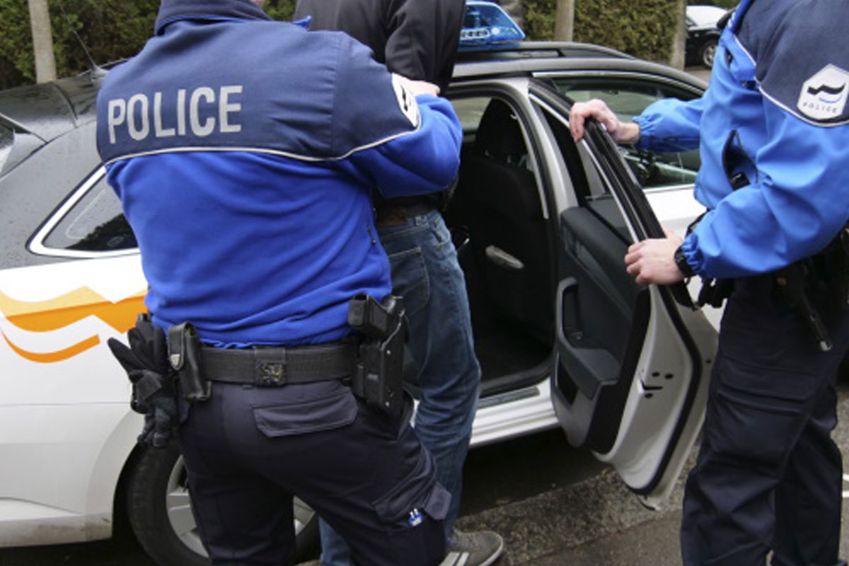 Botterens FR – Drei Männer nach Einbruch festgenommen