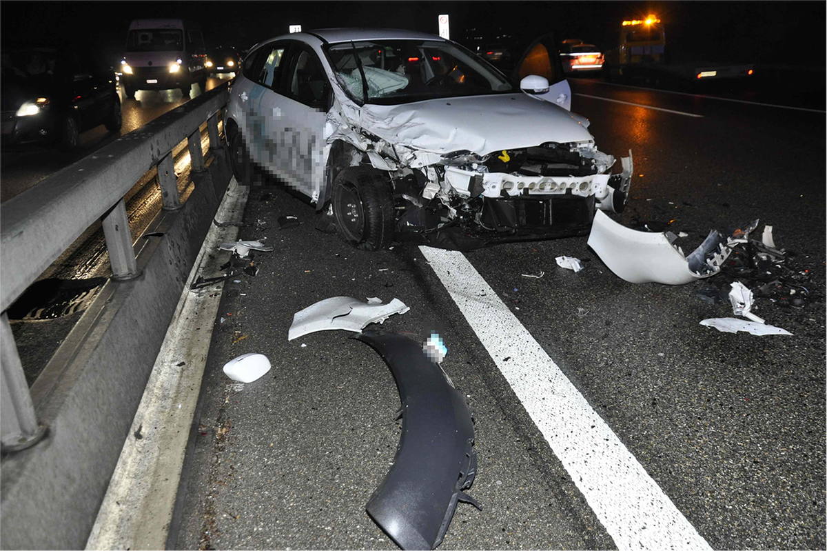 A1 Wiedlisbach SO - Drei Leichtverletzte nach Auffahrkollision