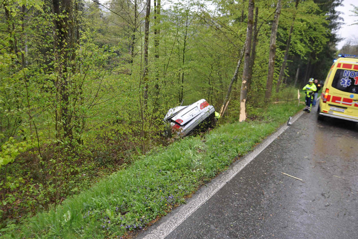 Gretzenbach SO: Fahrer verursacht Selbstunfall und verletzt sich dabei