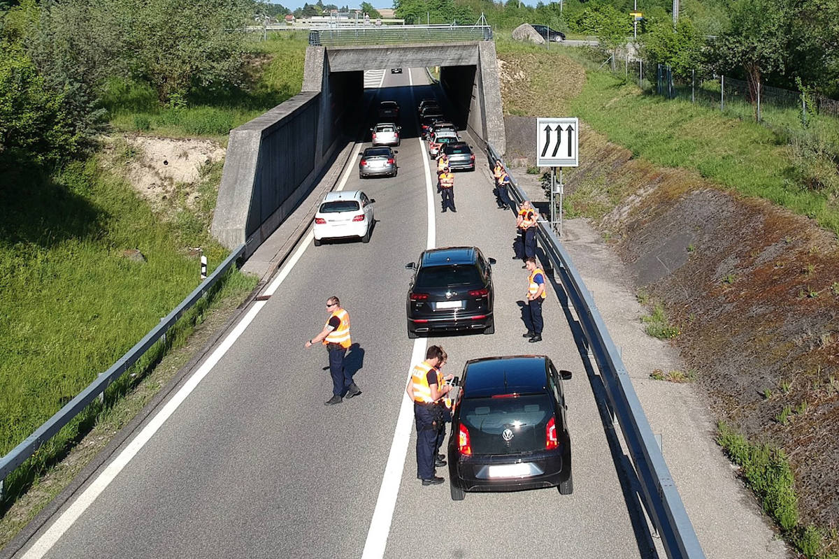 Kantone Bern und Solothurn - Koordinierte Verkehrskontrolle der Polizeikorps