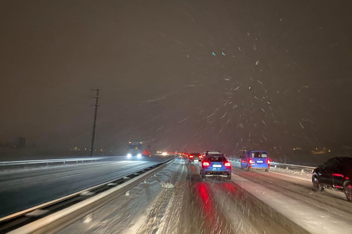 Wintereinbruch in den Bergen - In erhöhten Lagen ab heute Abend schneebedeckte Strassen