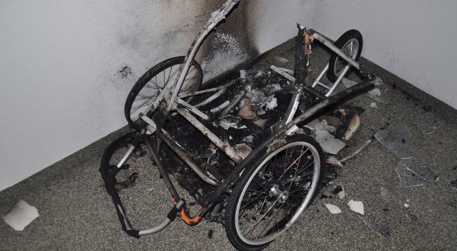 Kinderwagen in Dulliken mutwillig angezündet